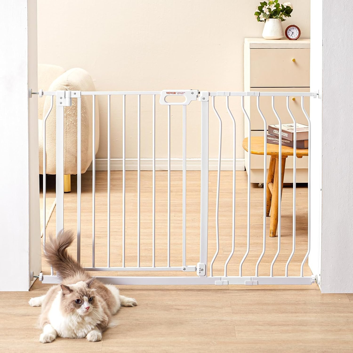 VEVOR 29.5-46″ Extra Wide Baby Gate for Stairs, Auto Close Dog Gate for The House, Easy Install Pressure Mounted Pet Gates for Doorways, Easy Walk Thru Wide Safety Gate for Dog, White