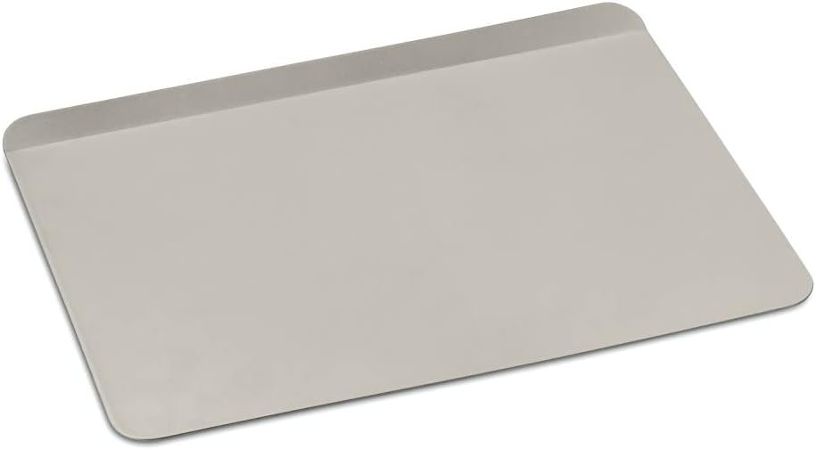 Cuisinart 17-Inch Chef’s Classic Nonstick Bakeware Cookie Sheet, Champagne