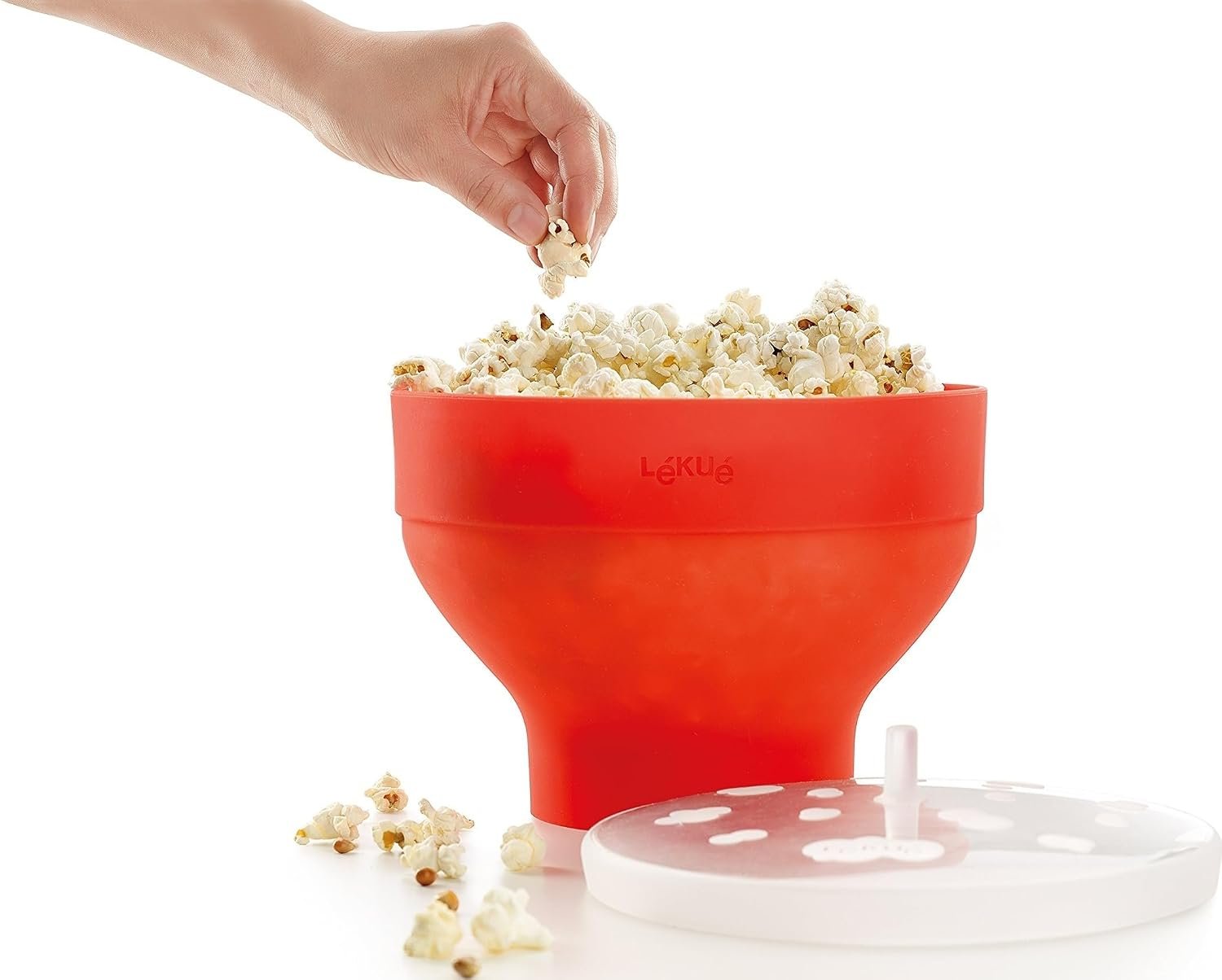 Lékué Microwave Popcorn Maker | Standard | Red | Fast, Healthy Pop-Up Popcorn Bowl, Cooks 2-3 Servings in 3 mins | Folds Down to Save Space, No Oil Needed, Includes Fat-Free Recipes | Dishwasher Safe